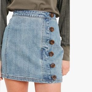 Free People Little Daisies Denim Button Mini Skirt Sz 10